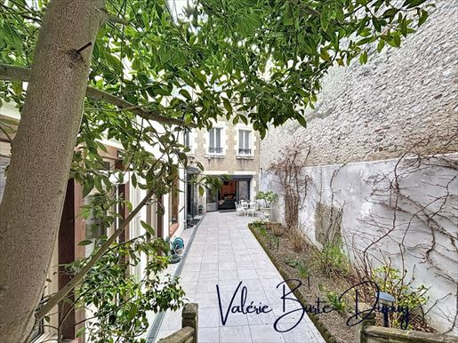 Maison 7 pièces 213 m² · à Orléans · 213 m² · 554 000 €