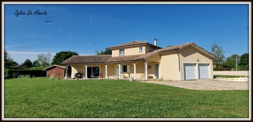 Maison 5 pièces 145 m² · à Dommartin · 145 m² · 329 000 €