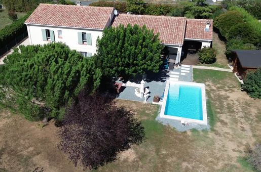 Maison 6 pièces 193 m² · à Gaillac · 193 m² · 469 000 €