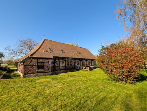 Maison 7 pièces 159 m² · à Lessard-en-Bresse · 159 m² · 398 000 €