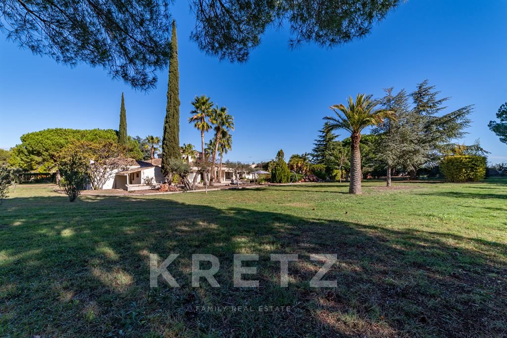 Maison à vendre, 440m², Vias