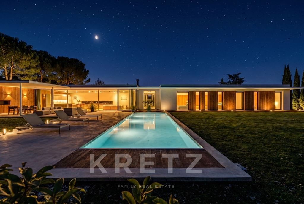 Exceptional Villa 250 m², 8 rooms, pool, in a peaceful haven in Pi – další
