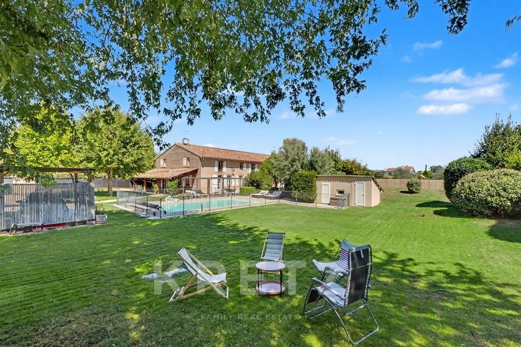 Maison à vendre, 518m², Daux