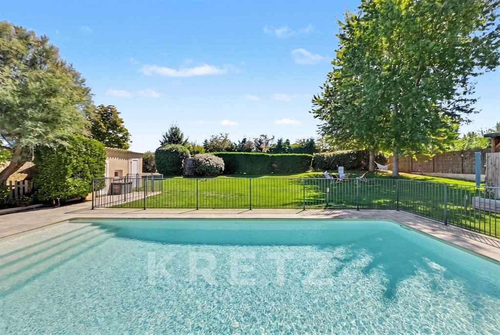 Maison à vendre, 518m², Daux