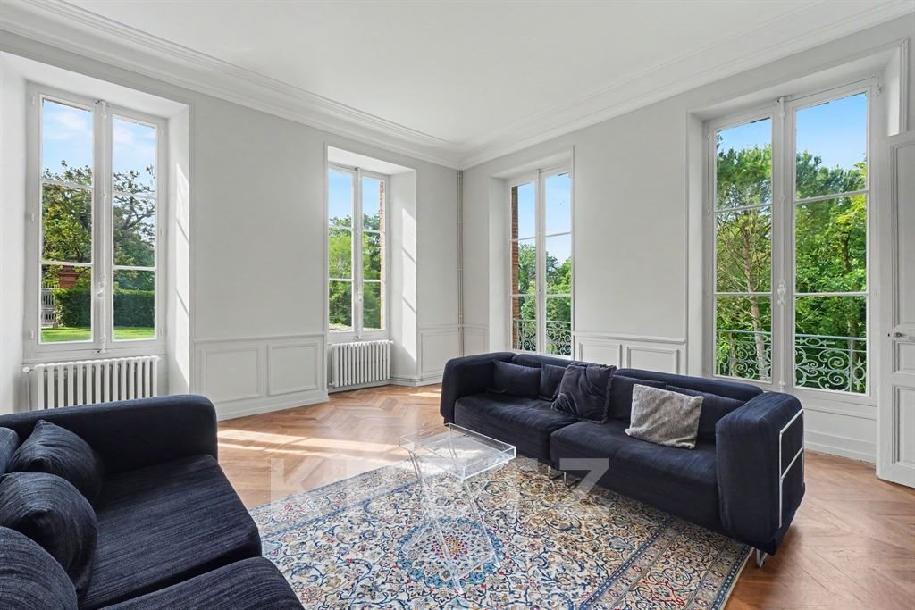 Mansion with Park, 15 Rooms on 1.2 Hectares in Lauragais – pohled 4