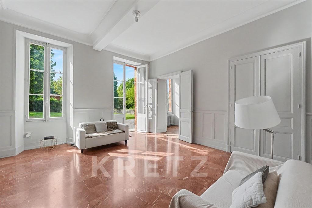 Mansion with Park, 15 Rooms on 1.2 Hectares in Lauragais – pohled 6