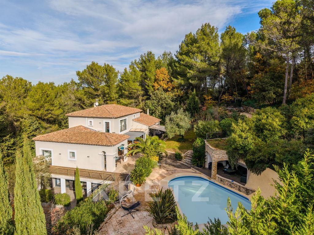 Maison à vendre, 350m², Aix-en-Provence
