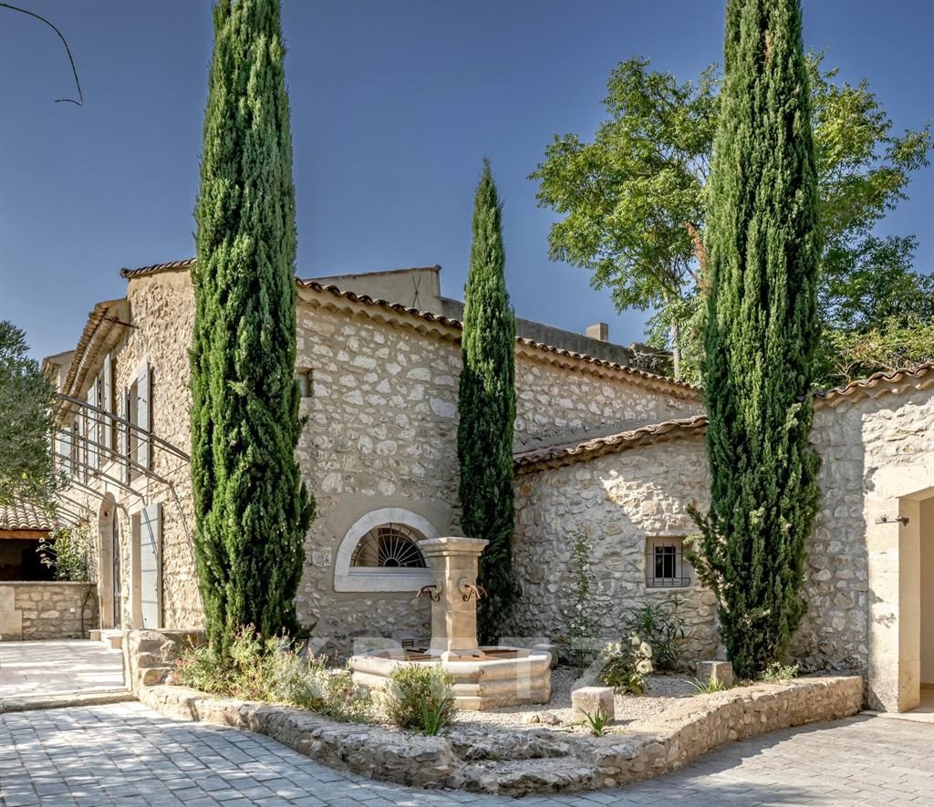 Maison à vendre, 319m², Eygalières