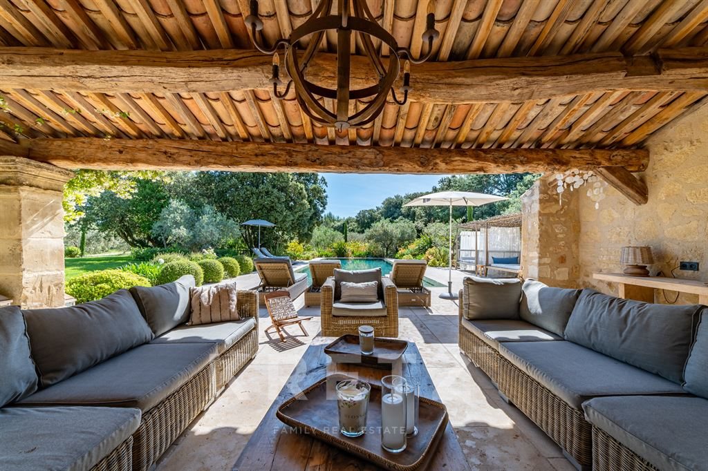 Maison à vendre, 350m², Eygalières