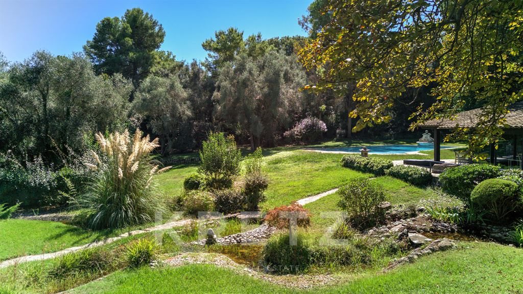 Maison à vendre, 643m², Mougins