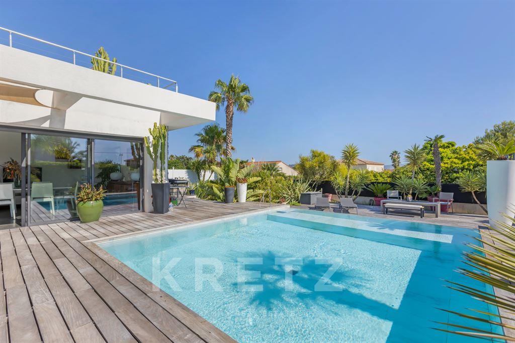 Maison à vendre, 250m², Sanary-sur-Mer