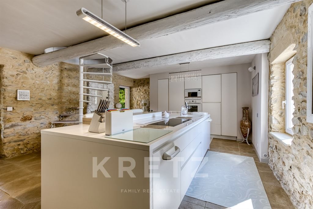 Maison à vendre, 210m², Gréoux-les-Bains