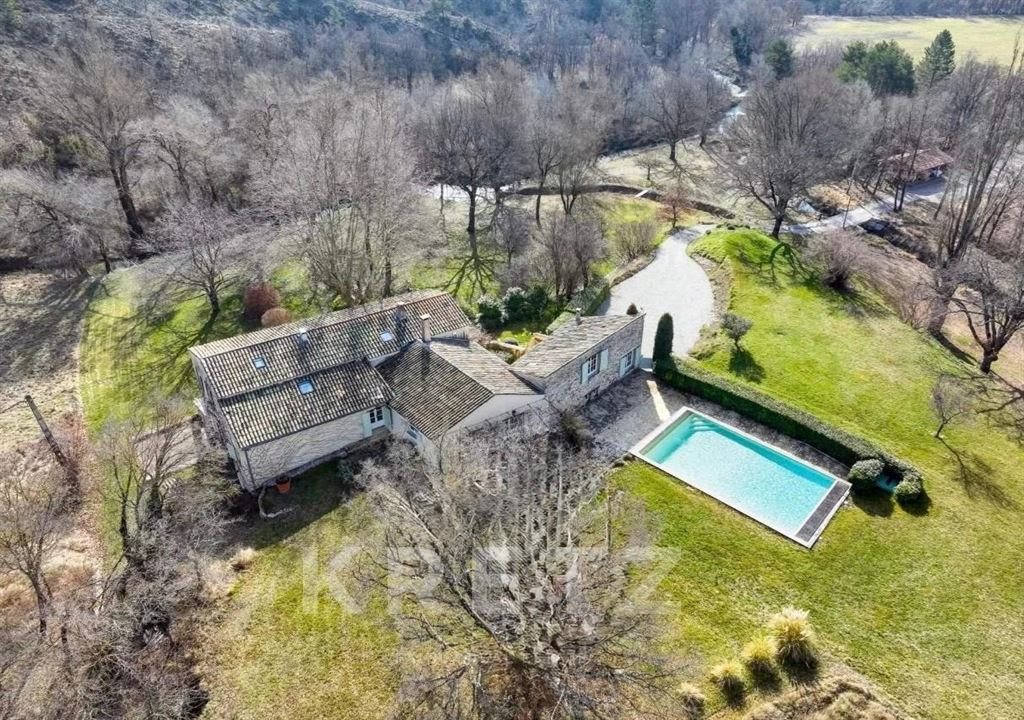 Maison à vendre, 600m², Forcalquier