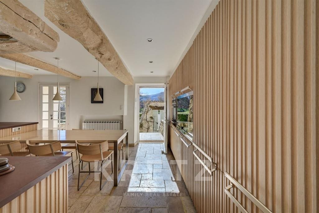 Maison à vendre, 600m², Forcalquier