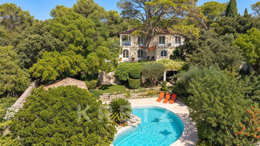 Maison à vendre, 200m², Nîmes