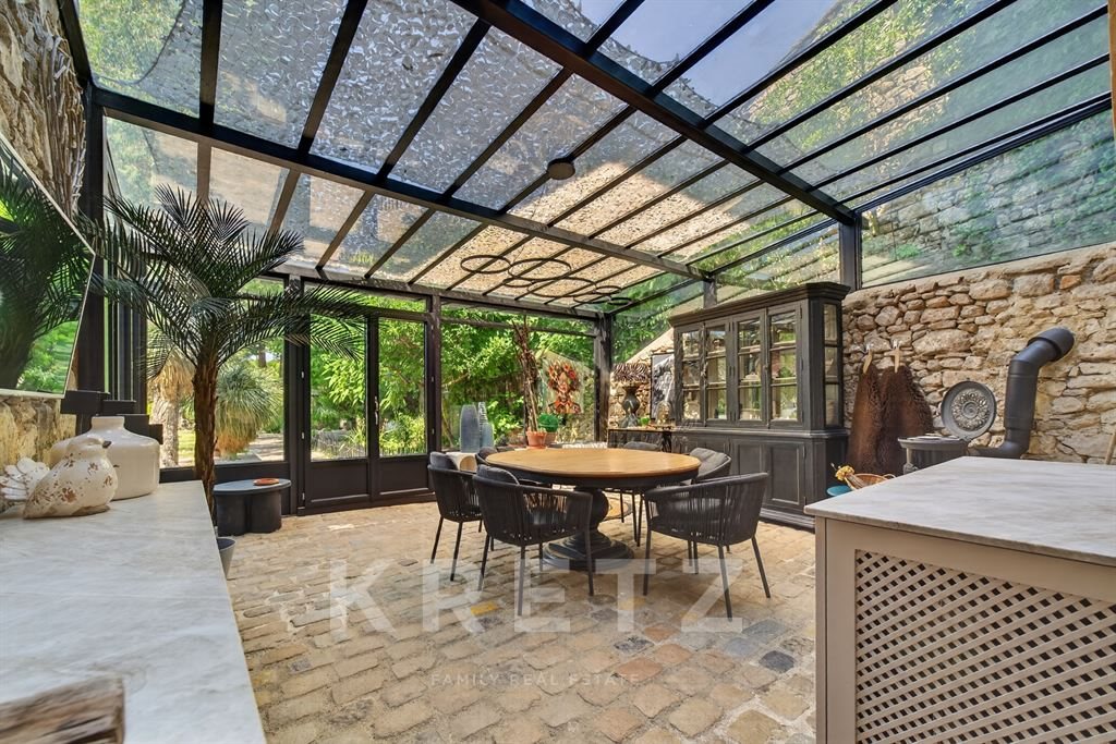 Maison à vendre, 1070m², Uzès