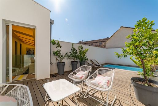 Maison 12 pièces 330 m² · à Nîmes · 330 m² · 1 790 000 €