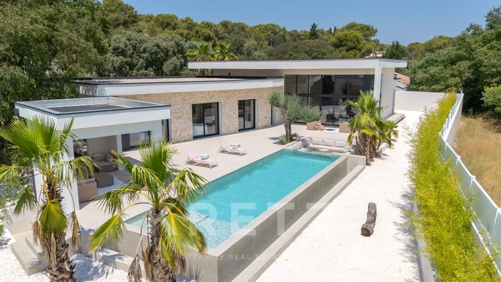 Maison à vendre, 218m², Nîmes