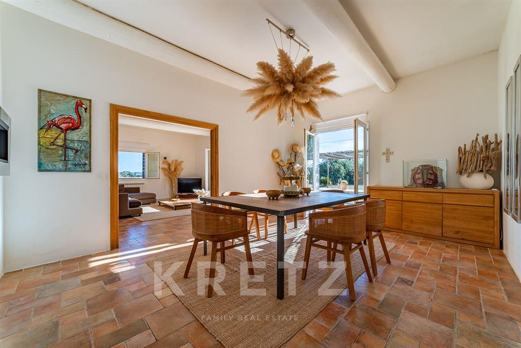 Maison à vendre, 200m², Aigues-Mortes