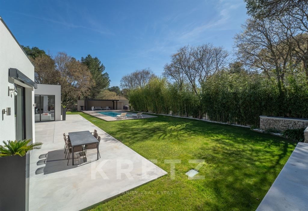 Maison à vendre, 360m², Nîmes