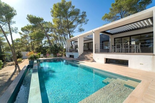 Maison 10 pièces 400 m² · à Nîmes · 400 m² · 1 790 000 €