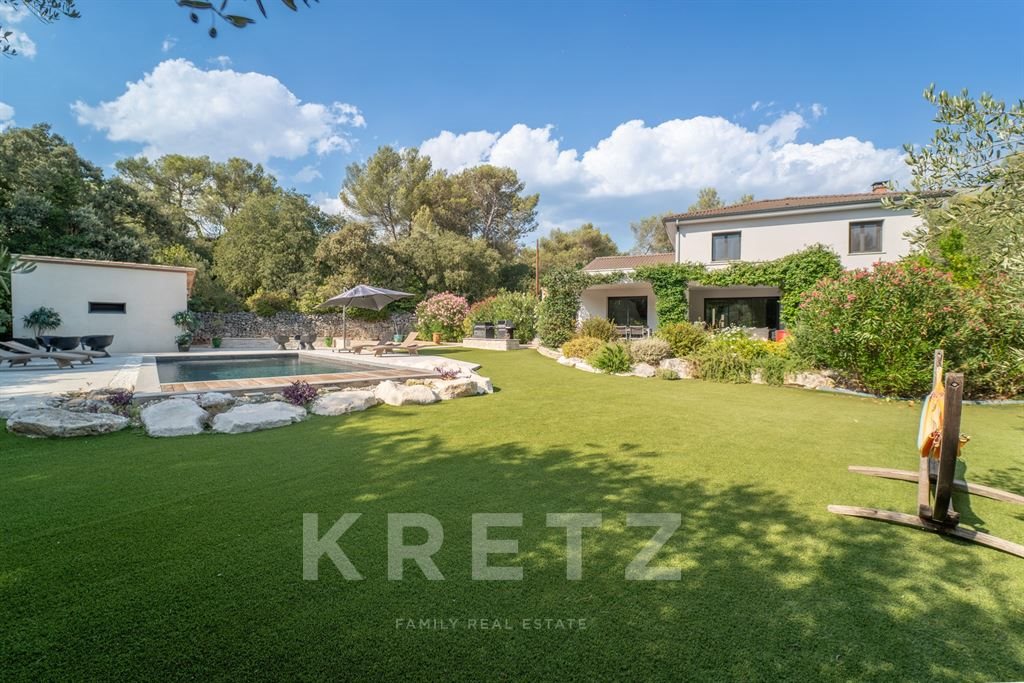 Maison à vendre, 185m², Nîmes