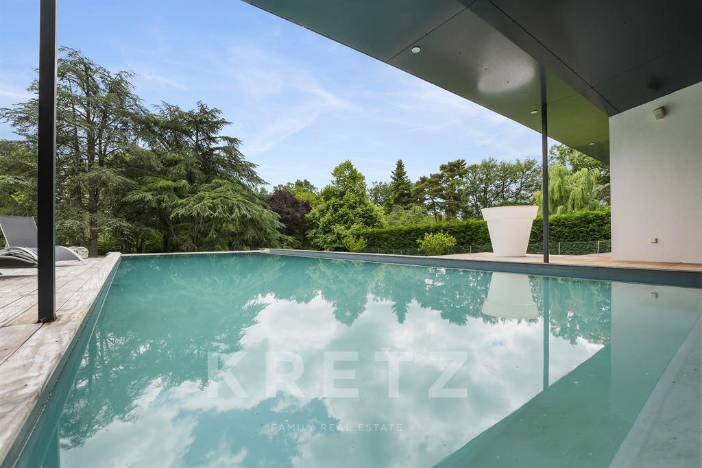 Off Market ! Architect-designed villa on the banks of the Garonne near Toulouse – pohled 3