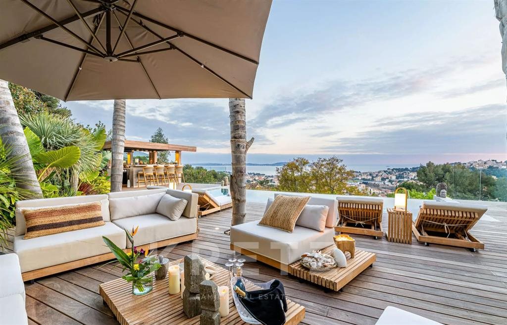 Maison à vendre, 254m², Carqueiranne