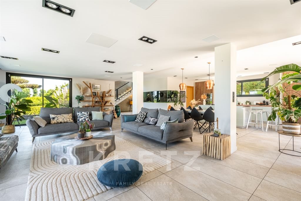 Maison à vendre, 361m², Villette-d'Anthon