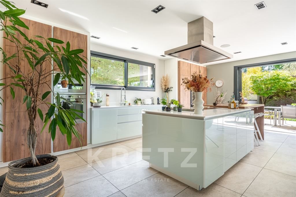 Maison à vendre, 361m², Villette-d'Anthon
