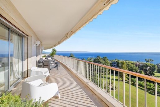 Appartement 6 pièces 210 m² · à Cannes · 210 m² · 4 200 000 €