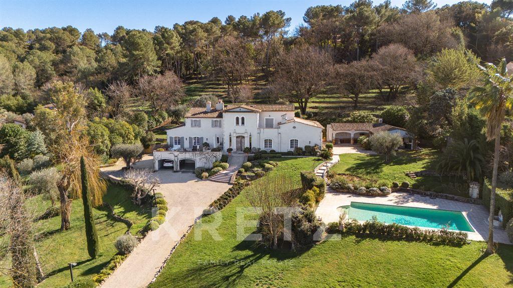 Maison à vendre, 820m², Valbonne