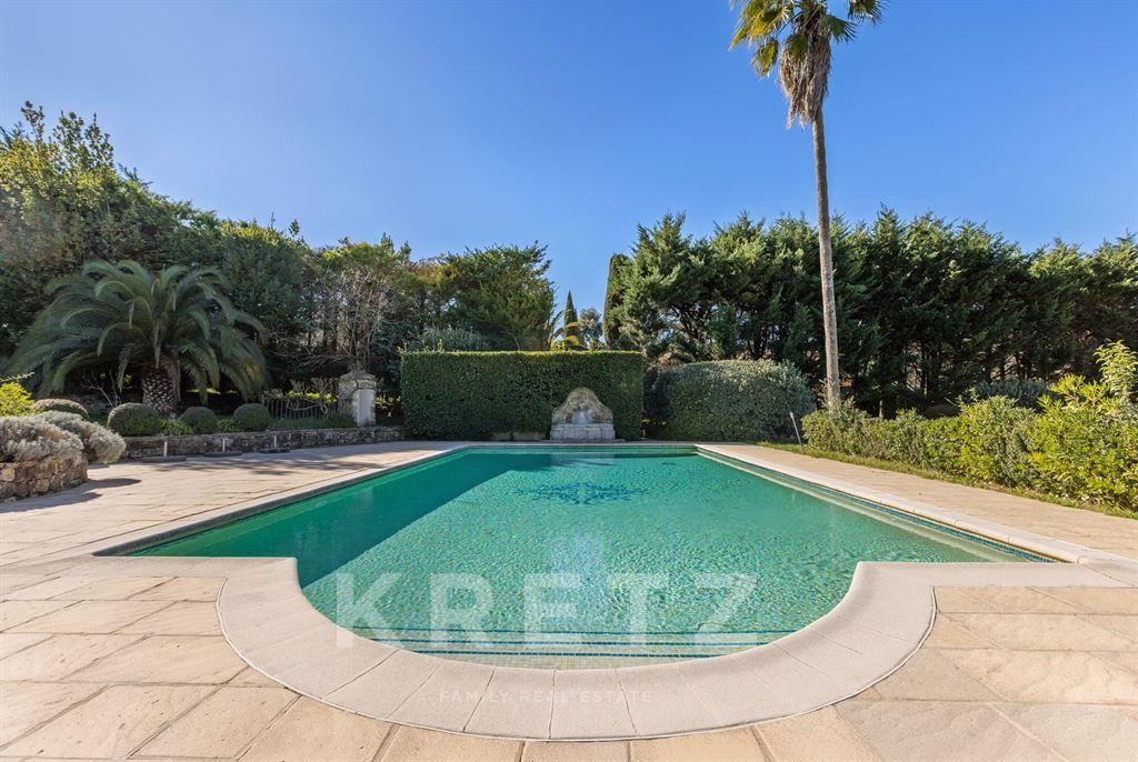 Maison à vendre, 820m², Valbonne