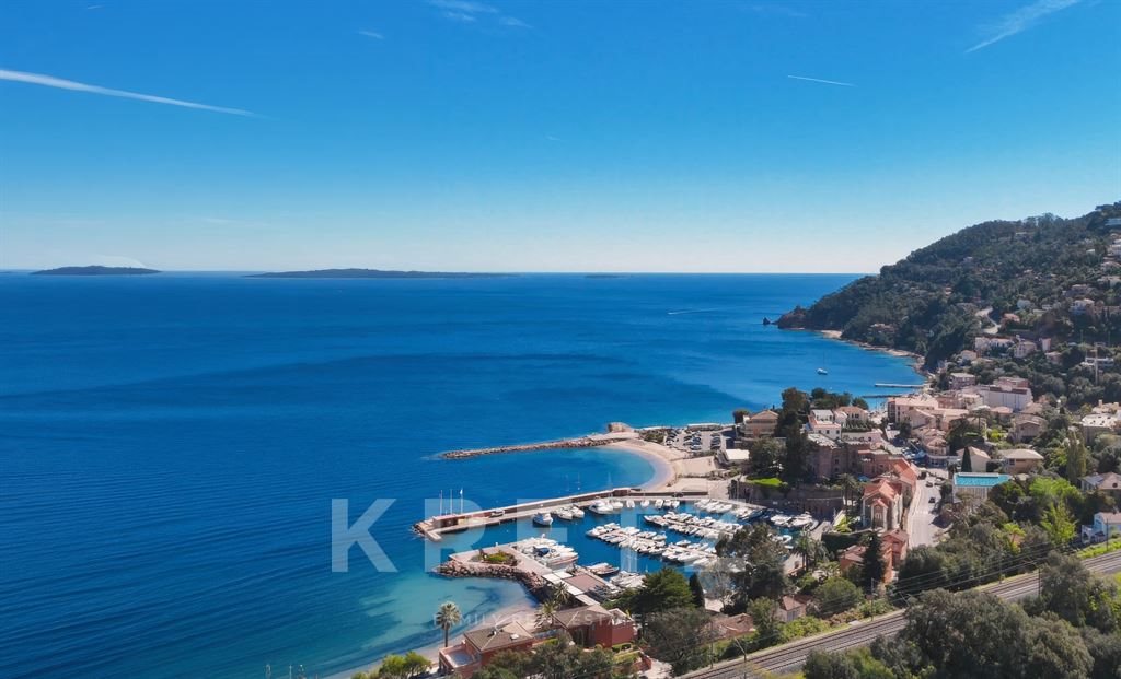 Maison à vendre, 240m², Théoule-sur-Mer