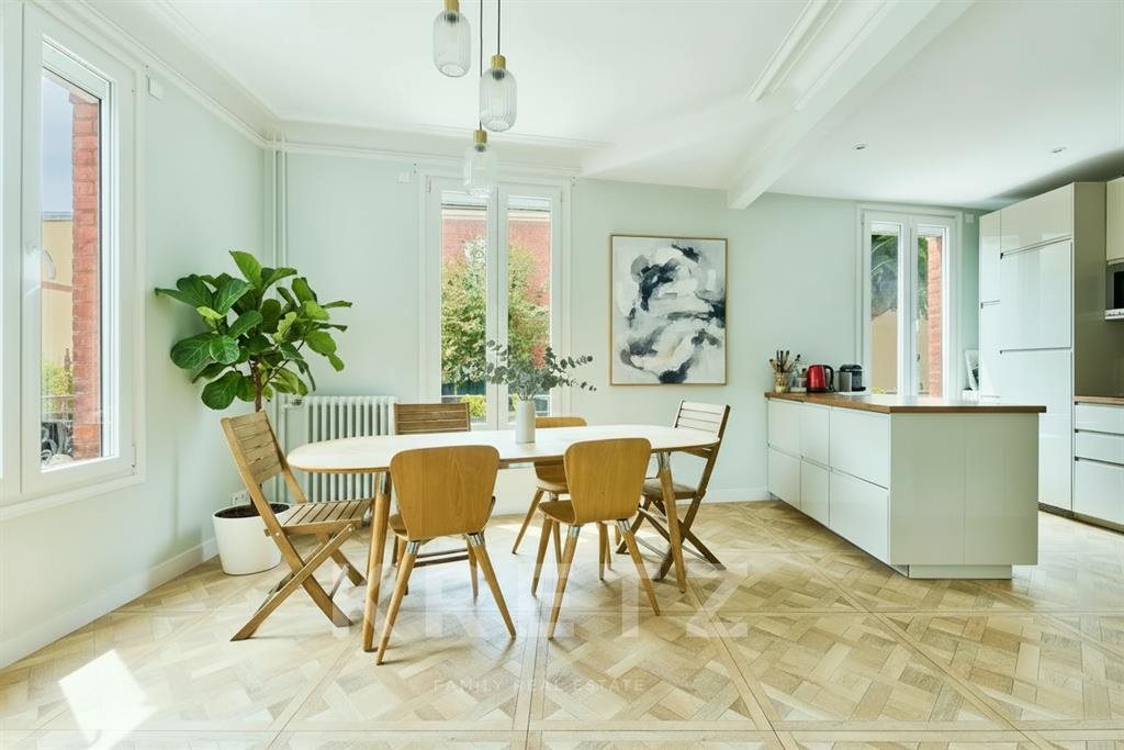 Maison à vendre, 194m², Suresnes