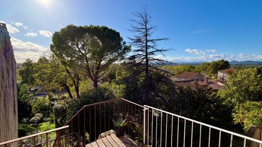 Maison 4 pièces 150 m² · à Campagnan · 150 m² · 150 000 €