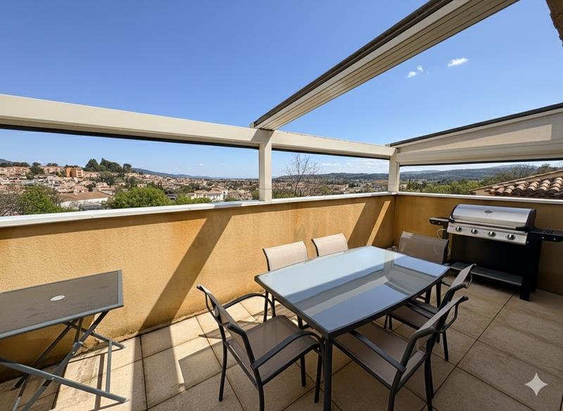 Appartement à vendre, 66m², Cogolin