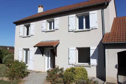 Maison 8 pièces 128 m² · à Montluçon · 128 m² · 199 000 €