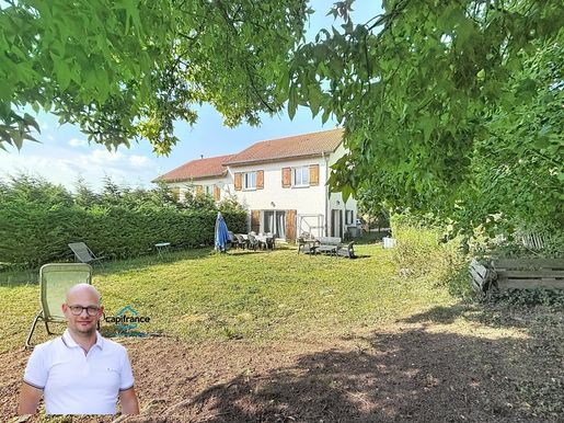 Maison 4 pièces 88 m² · à Saint-Genix-sur-Guiers · 88 m² · 259 000 €