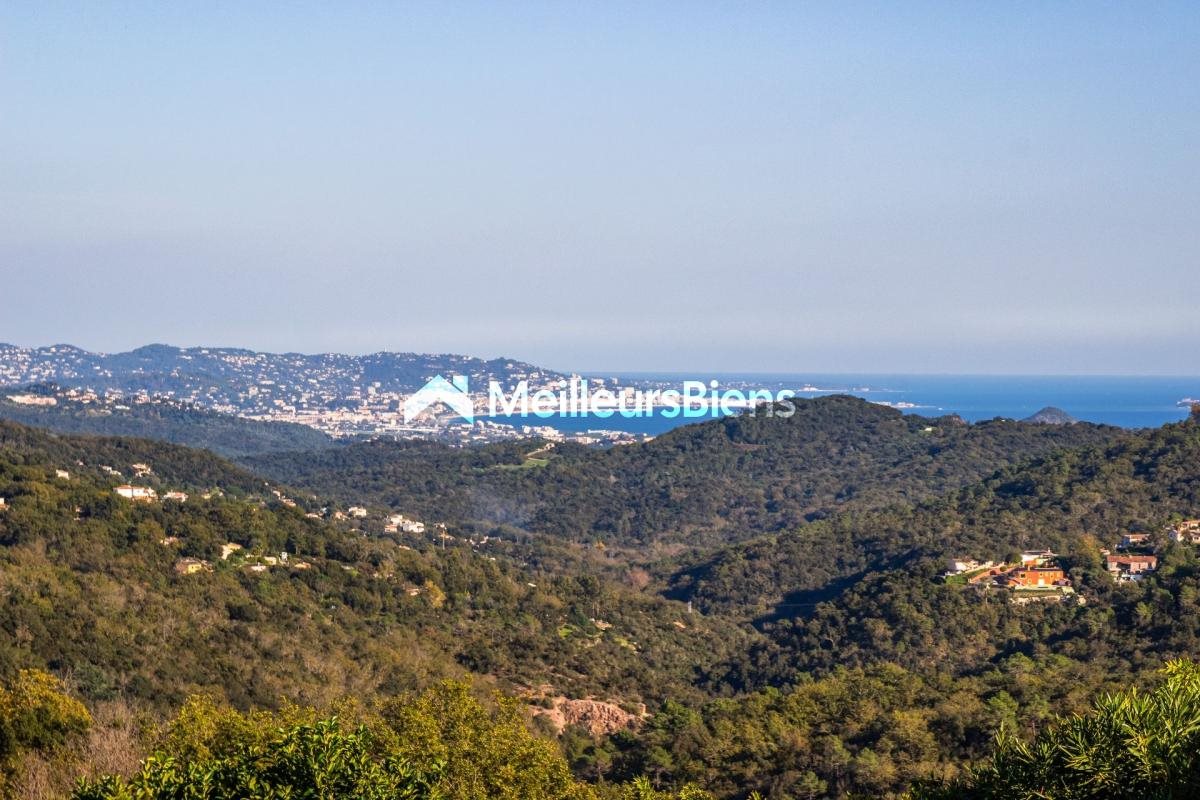 Maison à vendre, 225m², Les Adrets-de-l'Estérel