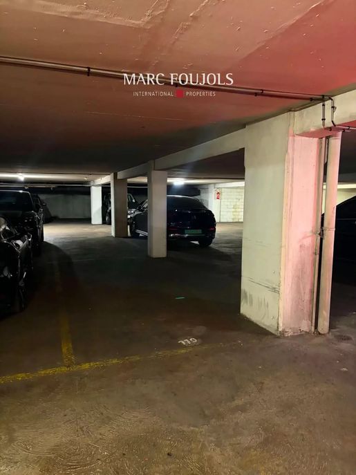 Parking 15 m² · à Paris 16ème · 15 m² · 58 000 €
