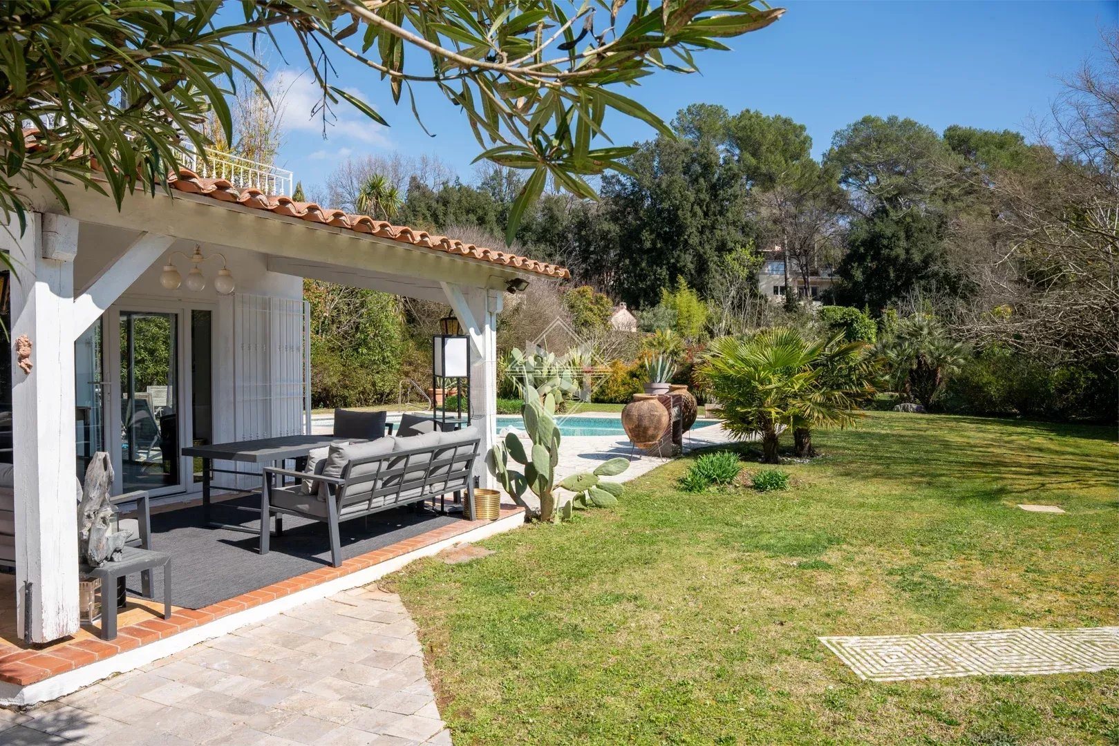Maison à vendre, 214m², Roquefort-les-Pins