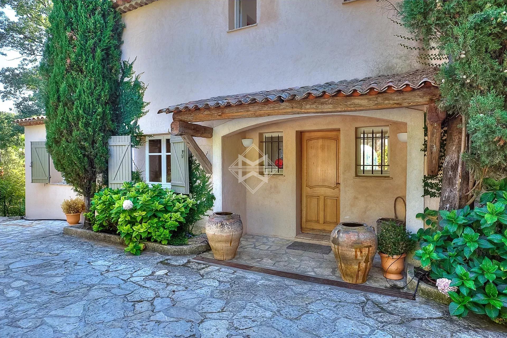 Maison à vendre, 280m², Valbonne