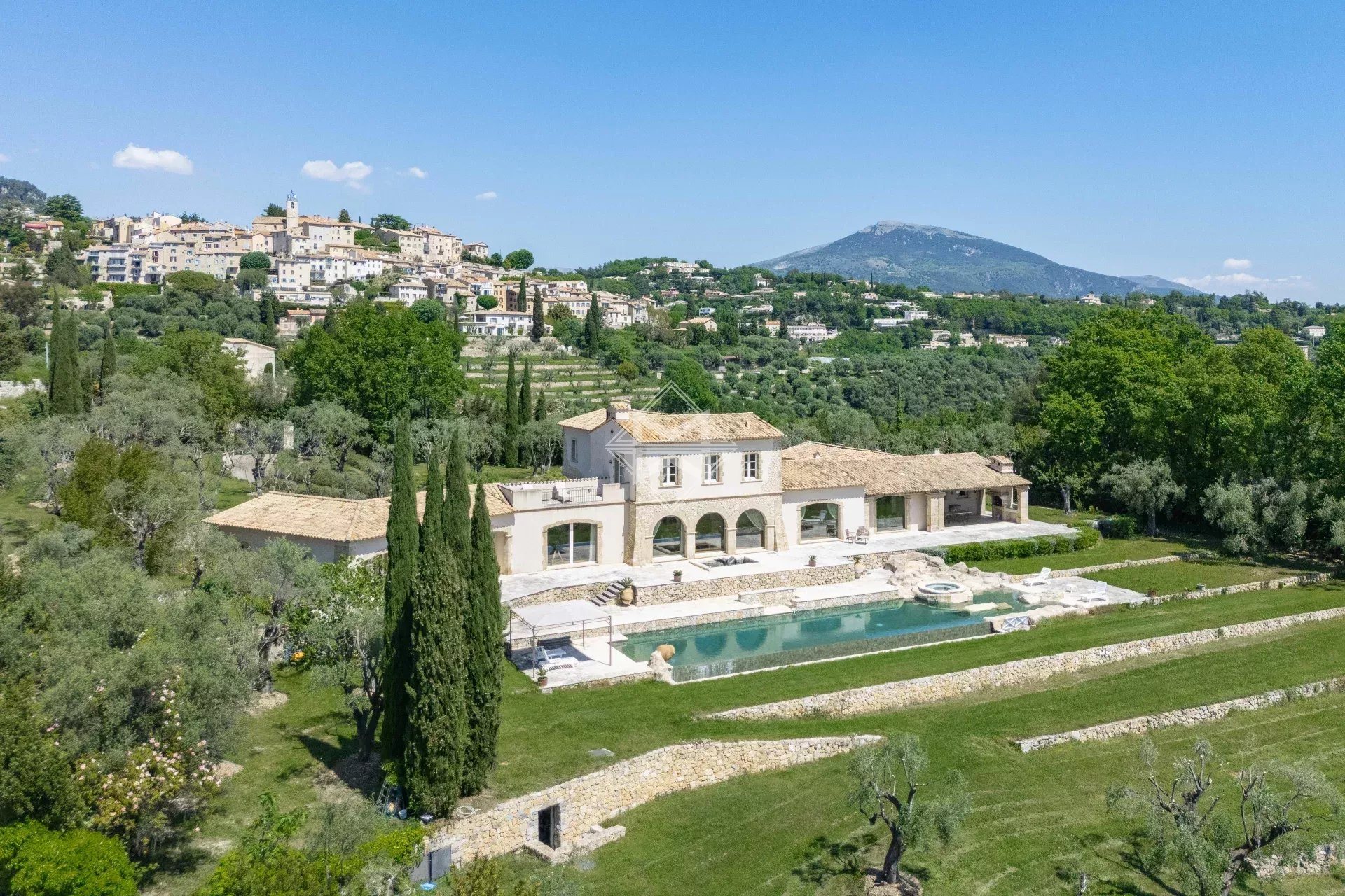 Maison à vendre, 625m², Châteauneuf-Grasse