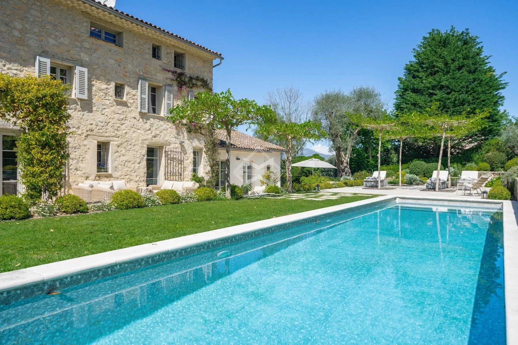 Maison à vendre, 312m², Valbonne