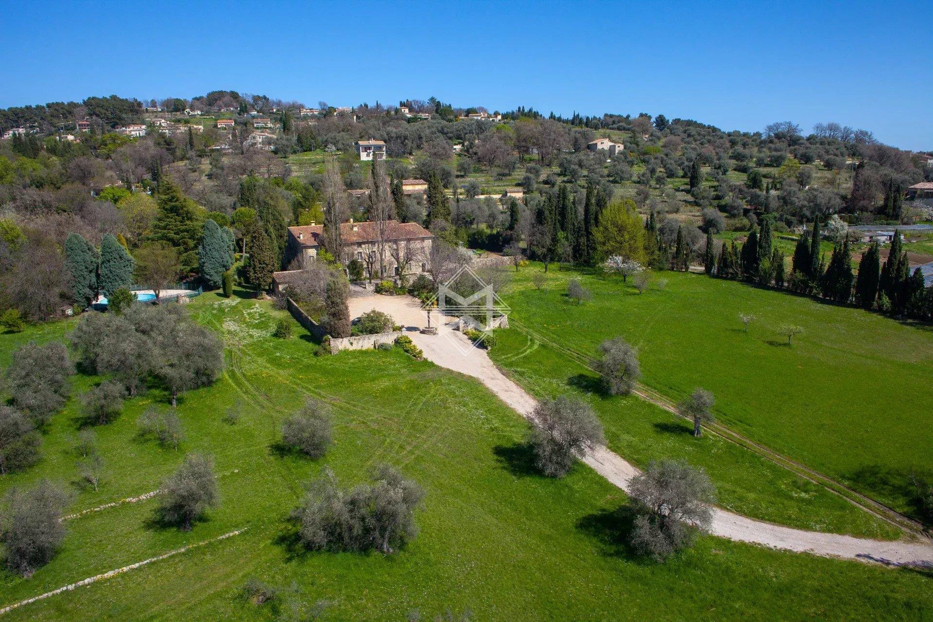 Maison à vendre, 700m², Opio