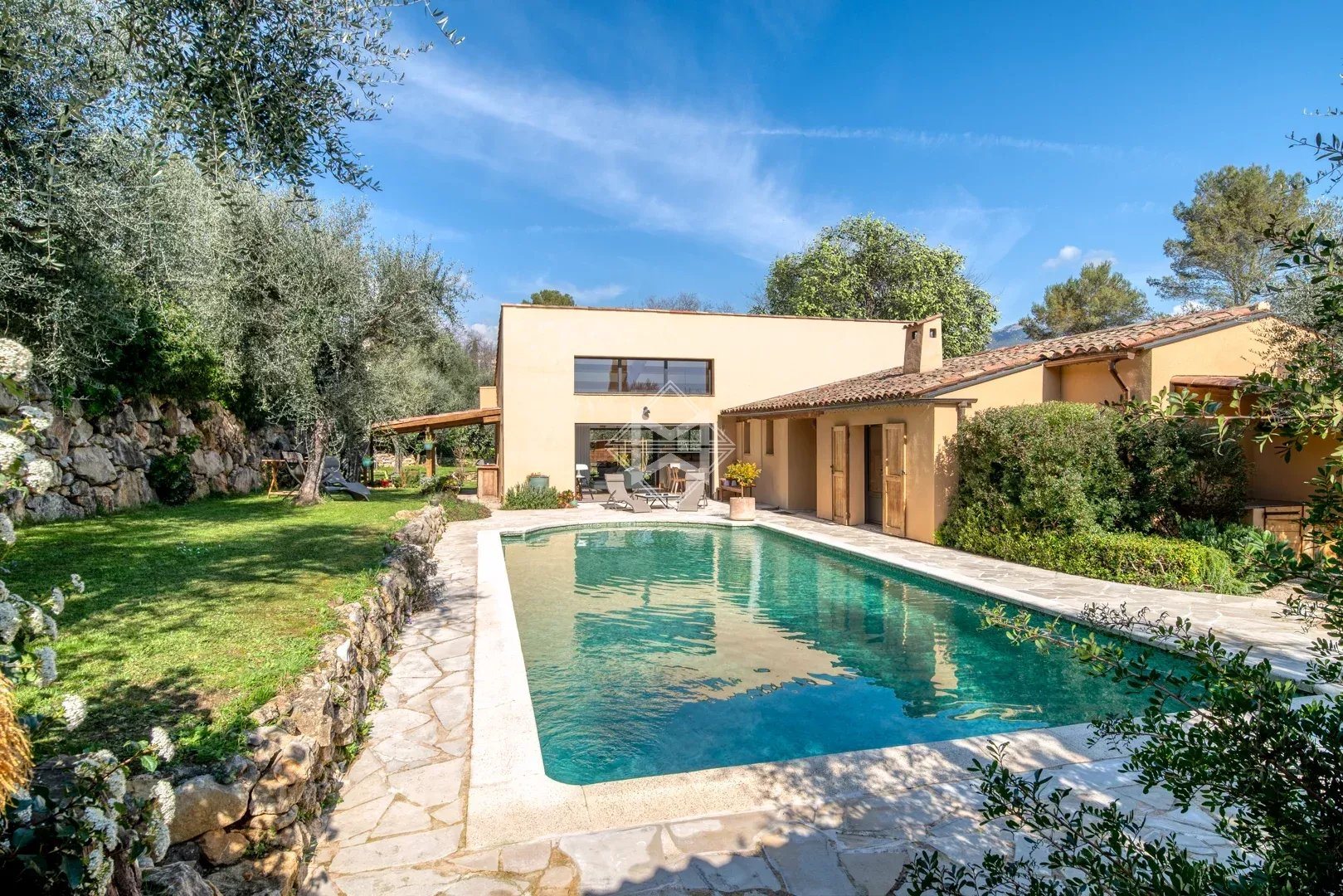Maison à vendre, 123m², Le Rouret