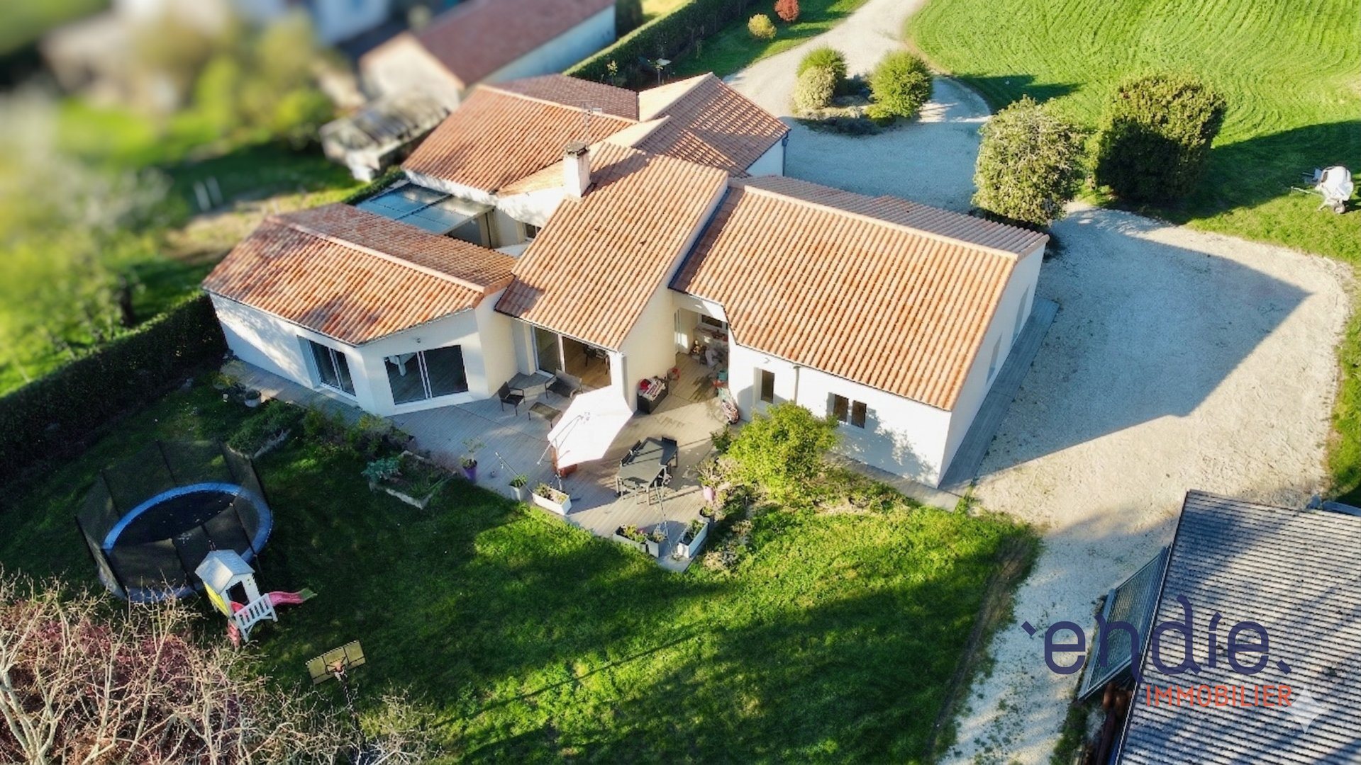Maison à vendre, 154m², Quinçay