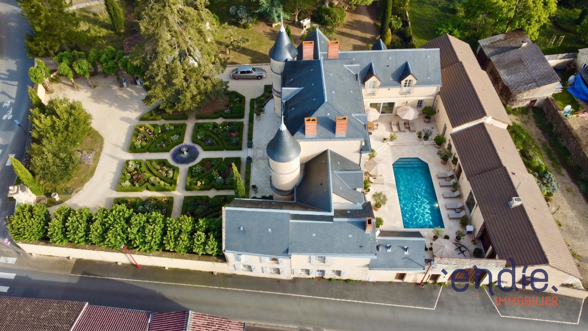 Maison à vendre, 521m², Saint-Georges-lès-Baillargeaux