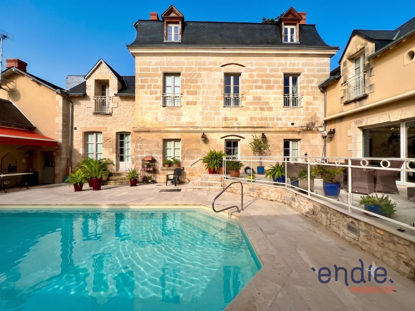 Maison à vendre, 521m², Saint-Georges-lès-Baillargeaux